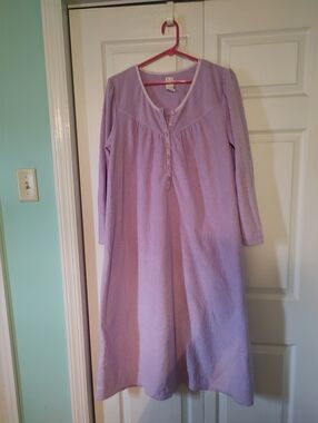 Aria Lavender Knit Jacquard Long Sleeve Nightgown Button V-Neck Women M